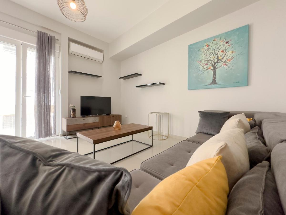 Satovriandou Spacious 128Sqm Apt In Athens Exterior photo