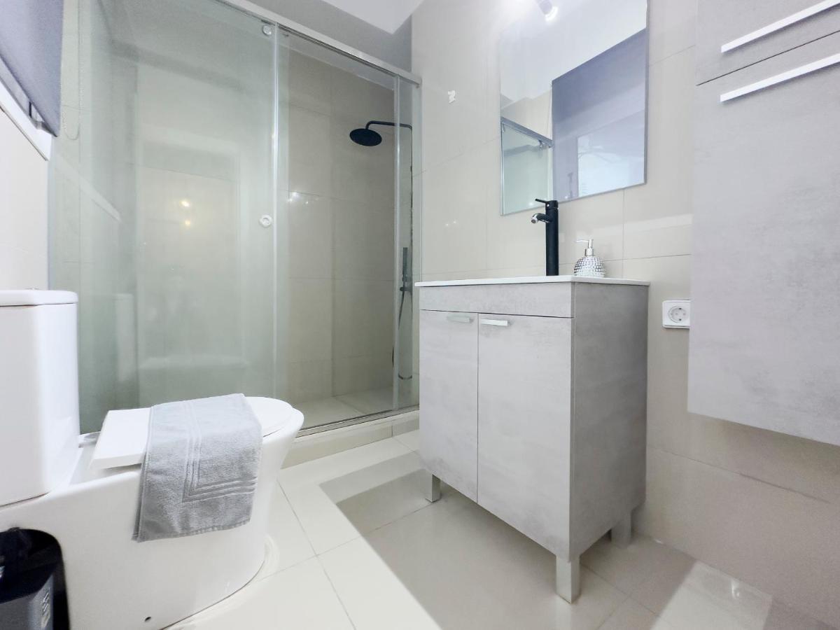 Satovriandou Spacious 128Sqm Apt In Athens Exterior photo